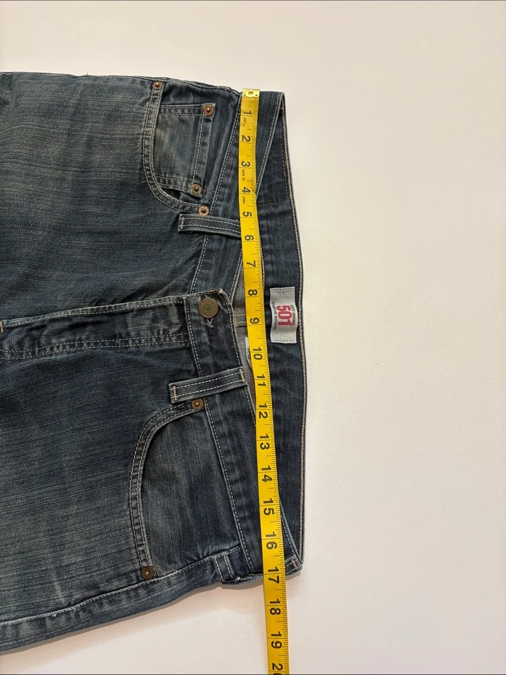 Levi's 501 Men's Straight Leg Button-Gly Jeans - Faded Blue Wash